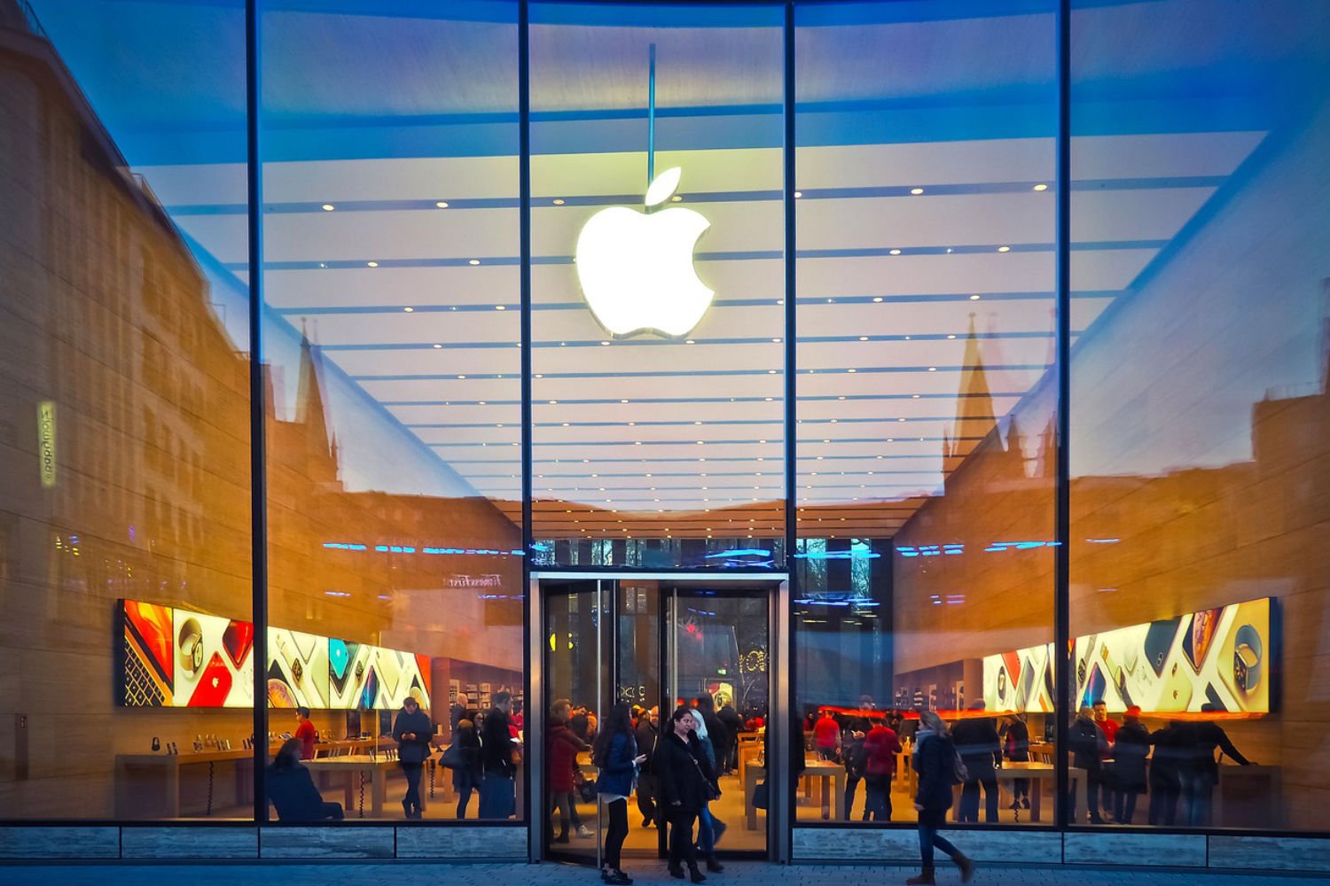 Apple aurait empêché 7 milliards de dollars de transactions “frauduleuses” sur l’App Store